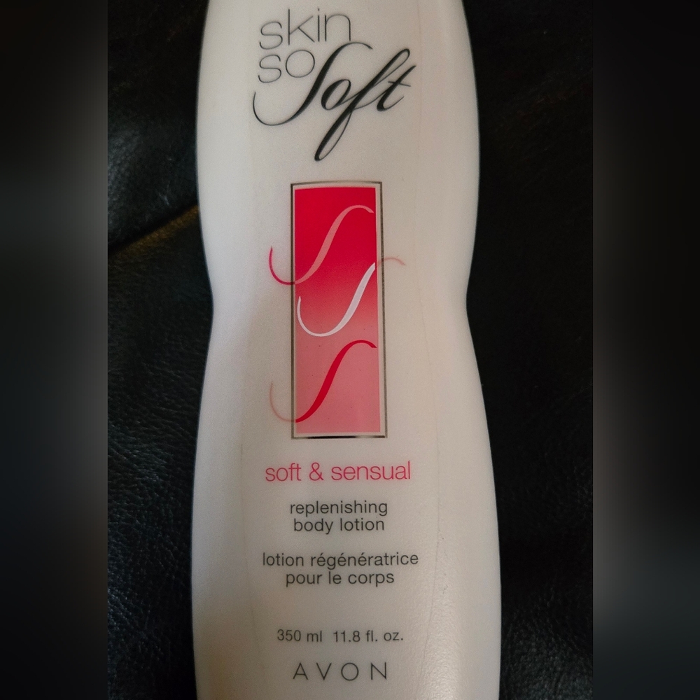 Avon Skin So Soft Replenishing Body Lotion NEW SEALED 11.8floz - Picture 2 of 3